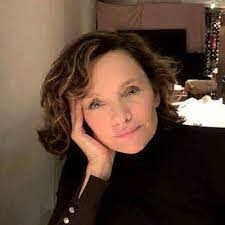 Cindy Fried's Instagram, Twitter & Facebook