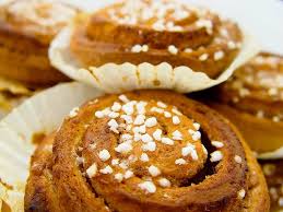 Questo dolce tipico barese, si ottiene infatti con il semolino che aggiunto al vincotto e. Foto Kanelbullar Svedesi Dolci Economici E Buoni A Stoccolma 500x375 Autore Claudia Vignola