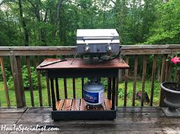 Give yourself some extra room and storage next to your grill with this beautiful grill side table. Diy Grill Table Howtospecialist How To Build Step By Step Diy Plans