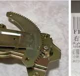 GLASS LIFTER MECHANISM RIGHT FRONT DOOR FOTON TORNADO 2.5 / 4.8C ORIGINAL  DOOR MECHANISM 1B18061400021 ( Passenger side )