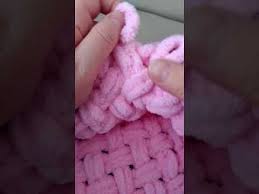 Alize Puffy Color Ile Harosa Orgu Teknigi Garter Stitch Technique With Alize Puffy Color Youtube Loopy Yarn Finger Knitting Projects Chunky Yarn Blanket