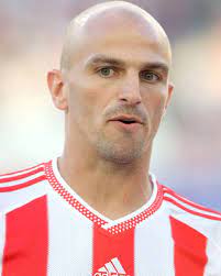 Esteban matías cambiasso deleau nicknamed cuchu, is a former argentine footballer who played as a midfielder. Esteban Cambiasso
