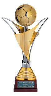 La categoría masculina ha sido disputada desde parís 1900, a excepción de la edición de los ángeles. 680 Ideas De Trofeos De Futbol En 2021 Trofeos Futbol Copas De Futbol