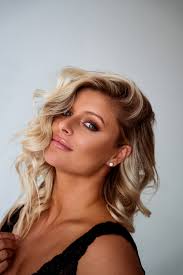 OVER ONS — Dance One