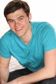 Трент Роулэнд (Trent Rowland): фильмы, биография, семья, фильмография —  Кинопоиск