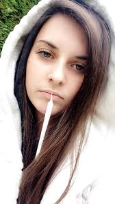 Beth Rowland (@browlssss)