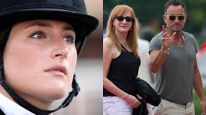 We did not find results for: Bruce Springsteen Begleitet Seine Hubsche Tochter Zum Springturnier In Cannes