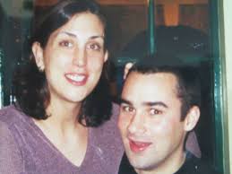 Thanksgiving love story: A stranger crashed her dinner. Now they've been  married 20+ years