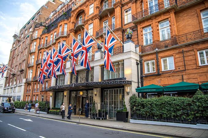Hotel Acquisition | LCP Private Office