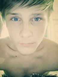 Austin Barwick (@0f989501c37c4b3)