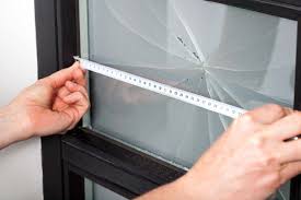 Updated october 13, 2018 11.6k views 42 items. Broken Door Window Screen Repair Montreal Glass Experts