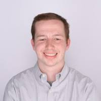 200+ profilů „Holgerson“