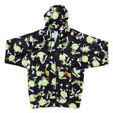 The episode starts with a close up from daten city to the church.it then changes to chuck's point of view, who after being stricken by lightning in pulp addiction, sees panty and stocking leaving to the paper plant, until he faints. Panty Stocking With Garterbelt Chuck Hoodie Galaxxxy Myfigurecollection Net