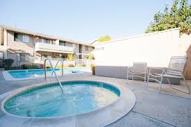 Located In East Costa Mesa Baywind Apartments Offers Spacious 1 2 And 3 Bedroom Apartments Close To Freewa 1 Bedroom Apartment Bedroom Apartment Apartment