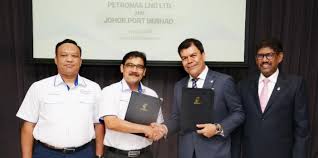 Phone +607 251 2111 / 268 2111. Johor Port Inks Lng Services Deal With Petronas Safety4sea