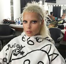 Gorgeous And Talented Yolandi Visser Die Antwoord Yolandi Visser Just Girl Things