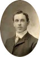 William Renouf's Instagram, Twitter & Facebook