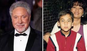 Tom jones — i'll never fall in love again 04:10. Tom Jones Love Child How Sir Tom Ignored Son S Desperate Plea Celebrity News Showbiz Tv Express Co Uk