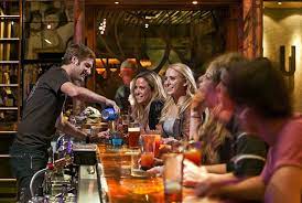 An Encinitas Gathering Spot Union Kitchen Tap San Diego Nightlife Encinitas San Diego Bars
