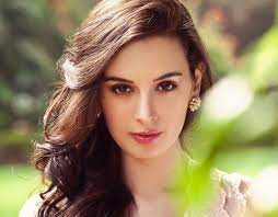 #bollywood actress & #responsiblefashion activist �� donate your clothes to www.seamsfordreams.com and read. Evelyn Sharma Biography Wiki Age Height Boyfriend Movies More