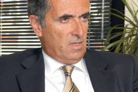 Despesismo derruba Pedro Serra