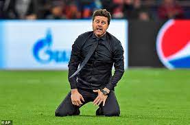 Mauricio roberto pochettino trossero, испанское произношение: Tottenham Legend Graham Roberts Urges Mauricio Pochettino To Return