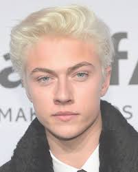 Celebrity Men With Bleached Blonde Hair Stylecaster Blonde Hair Boy Platinum Blonde Hair Men Bleach Blonde Hair