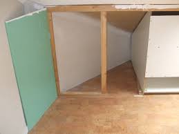 Rollschrank In Der Erker Drempel Nische Tragwand Tragende Wand Montagekleber