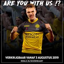 Dit is het nieuwe roda jc thuisshirt 2014/2015. Dit Zijn Ze Dan De Nieuwe Tenues Voor Roda Jc Kerkrade Facebook