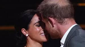 Unimpressed Princess Charlotte's sneaky gesture to mum Kate at royal Easter  service