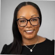 Today is a very bittersweet day and I am all up in my feelings. Just worked  my last day after almost 7 years at this truly amazing company. I can't  even begin