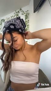 Women often complain about the lack of hairstyles and that's where the accessories come in. Pin On Hairstyles