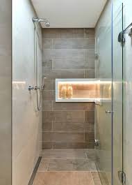 Revestimento De Porcelanato De Madeira No Chao E Parede Box Camarao Nicho De Shampoo Embutido Na Parede Iluminado Nicho Banheiro Banheiros Modernos Banheiro