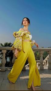 Ozge had at least 1 relationship in the past. Ozge Yagiz S Feet Wikifeet