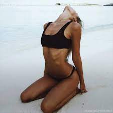 Ribcage bragging, apparently, refers to poses which elongate and accentuate a person's torso, such that their ribs. Yahoo News Ribcage Bragging The Disturbing New Trend Sweeping Social Media Facebook