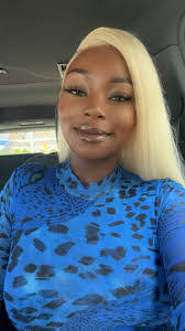 Sheena Ware's Instagram, Twitter & Facebook