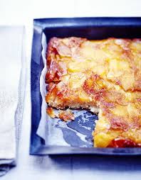 Financier Aux Pommes Caramelisees Pour 6 Personnes Recettes Elle A Table Recette Recettes De Cuisine Recette Pommes Caramelisees