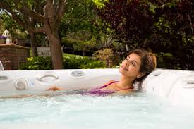 Bathtubs come in a variety of types, shapes and sizes. Jacuzzi Vs Hot Tub Vs Spa What S The Difference Caldera Spas