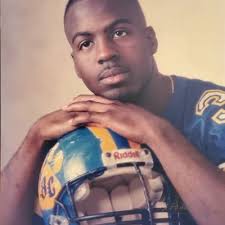 Eric Gipson (@EricGipson10)