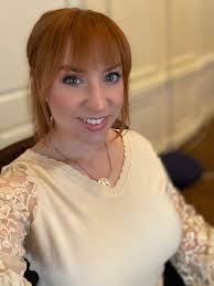 Maribel Wilkinson's Instagram, Twitter & Facebook