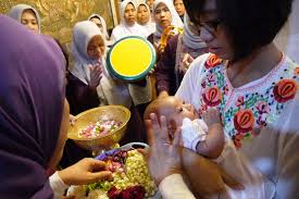 Arti mimpi rambut dipotong sendiri bisa jadi merupakan pertanda kalau kamu sedang berusaha menghadapi sesuatu. Aqiqah Raizel Storitie