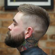The short beard style adopted here brings out a short, neat and decent look. 29 Best Short Hairstyles With Beards For Men 2020 Guide