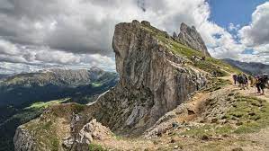 Length 4.1 mielevation gain 570 ftroute type point to point. Wanderung Brogles Panascharte Seceda Alm