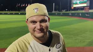 Entrevistas a los venezolanos Balbino Fuenmayor y Ali Castillo de Tecolotes  de los Dos Laredos.