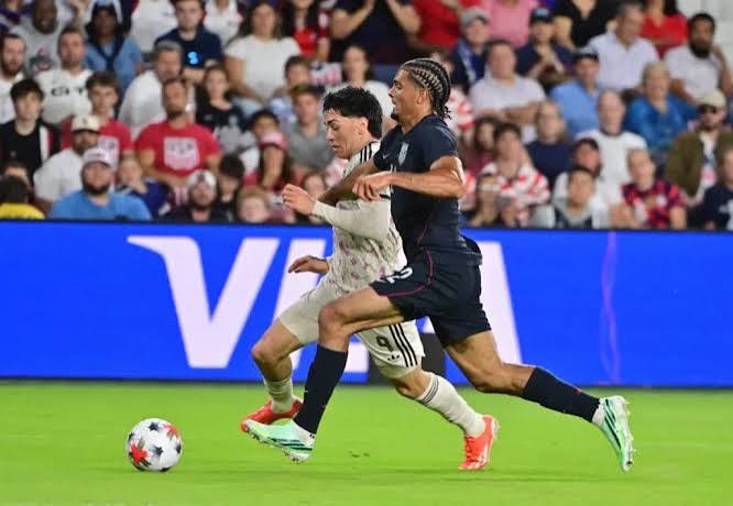 Estados Unidos vencem o Chile em amistoso com seis gols -