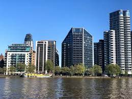 Park plaza london riverbank to victoria and albert museum by walk and bus the journey time between park plaza london riverbank and victoria and albert museum is around 29 min and covers a distance of around 5 miles. Park Plaza Riverbank