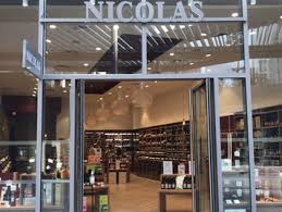 Bordeaux is a port city on the river garonne in the gironde department in southwestern france. Store Nicolas Bordeaux Lac Wine Champagne