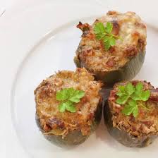 Artichauts Farcis A La Viande Recette En 2020 Artichauts Farcis Artichaut Tourte Aux Legumes