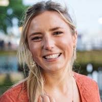 1100+ "Nell ....." profiles