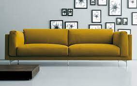 The special feature of the understated, discreet family life sofa designed by piero lissoni for living divani is to be found in the design details: Living Divani Family Life Sofa Design Piero Lissoni